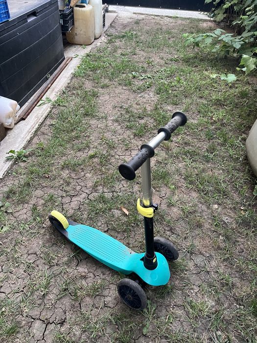 Vand 2 trotinete decathlon