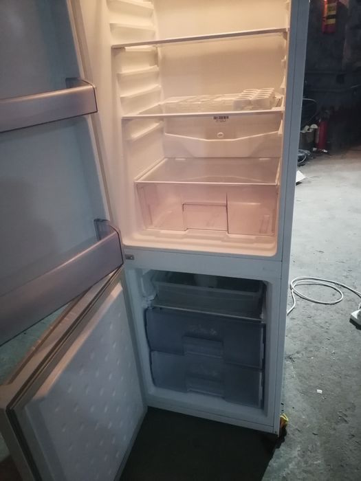 Продам холодильник