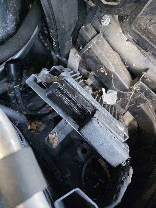 Компютър за Mercedes W204 ом 646 двигател