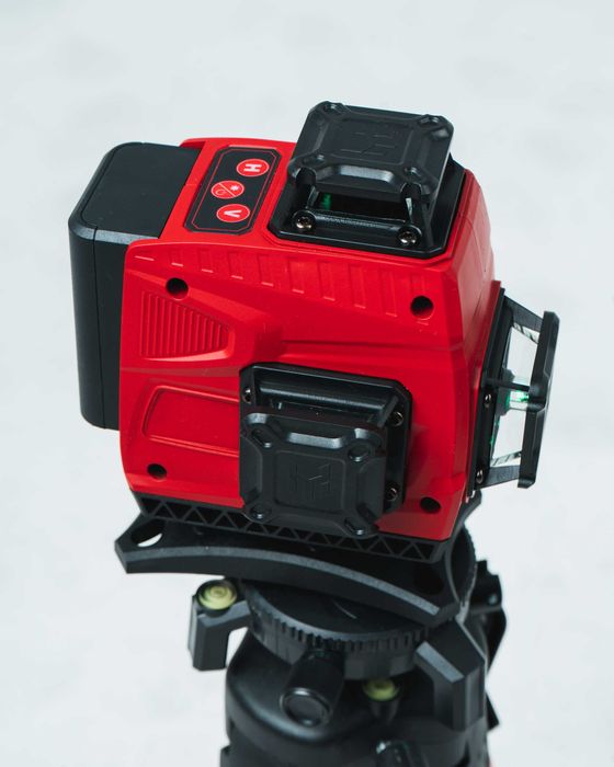 Лазерный уровень 3D 12 лучей DBTech