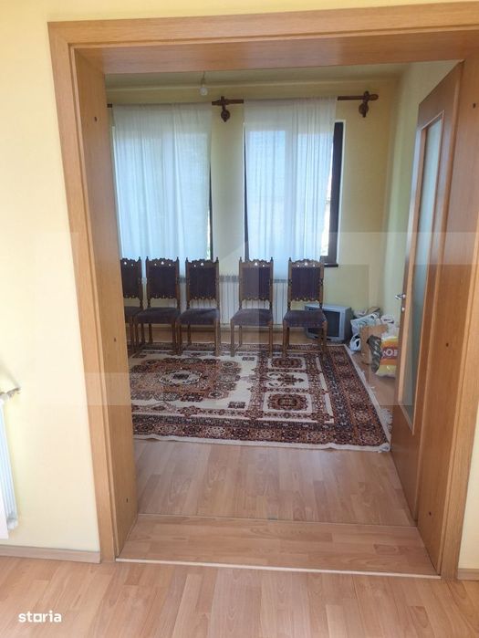 Casa de vanzare, 395 mp, zona Cotu Mic