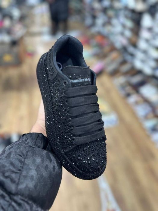 Adidasi McQueen pentru femei