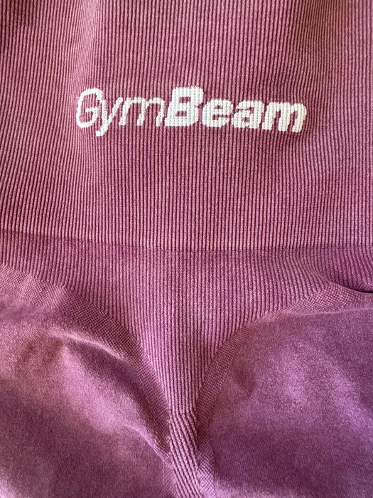 Клин GymBeam цвят розово/лилаво