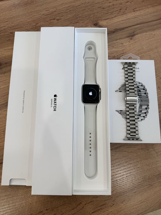 Часы Apple Watch Series 3 42 mm Silver
