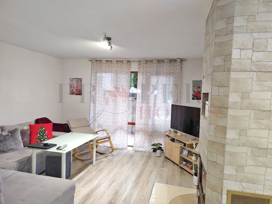 Продажба Къща гр. Трявна - с. Черновръх 250m² и двор 1990m²