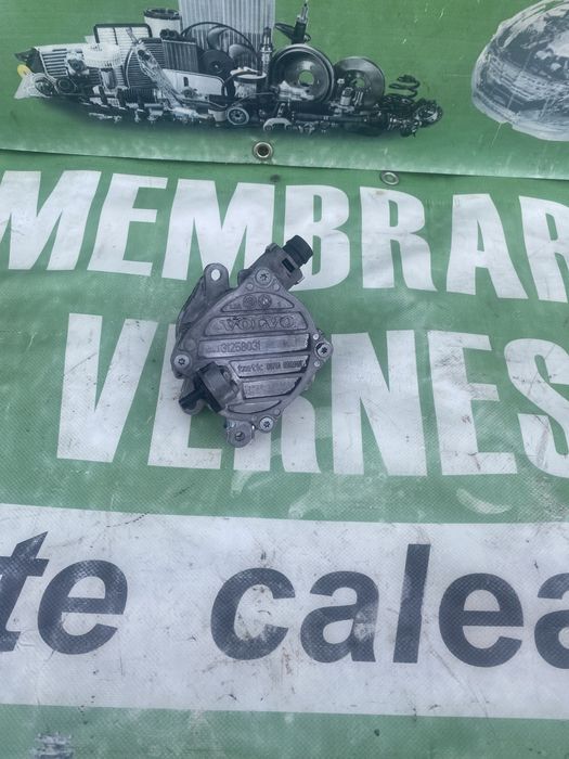 Pompă vacuum Volvo XC 60 2.4 D D5 2012