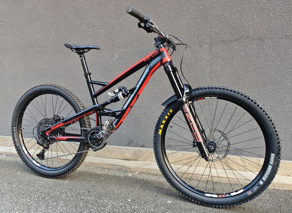 Алуминиев Велосипед 27.5 YT Full Rock Shox Zeb  Sram Eagle 1x12 Magura MT5