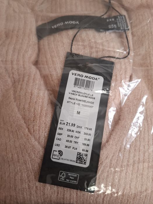 Нов тънък пуловер VERO MODA, размер М, с етикет