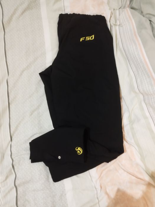 Анцунг Адидас ХЛ размер.