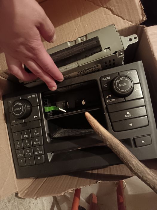 Оригинално CD за Volvo XC90 първо поколение
