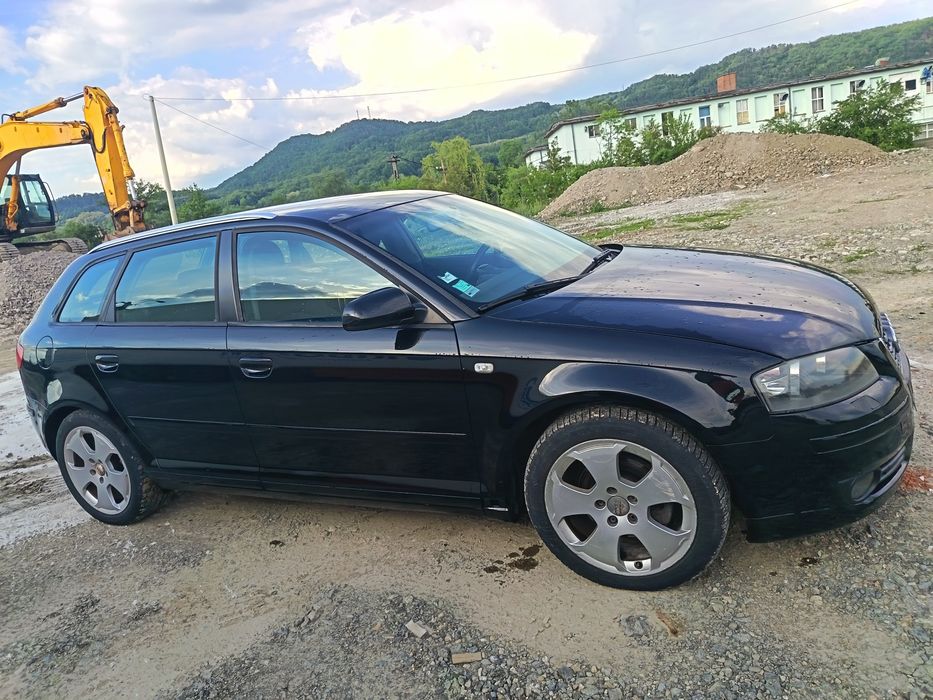 Vând audi  A 3.  An fabricație 19 06 2007 Motor 2000disel preț 2.800 euro.Numere roși nu sunt scoase. Număr de contact 0770214933