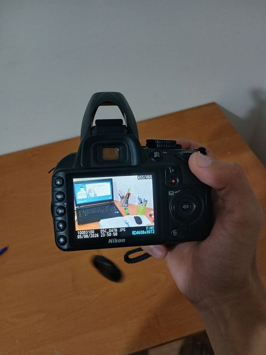 Фотопарат Nikon D3100