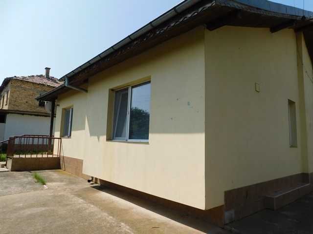 Продава се Къща в Търговище, Център - 96 кв.м за 957 €/кв.м - Снимка #14