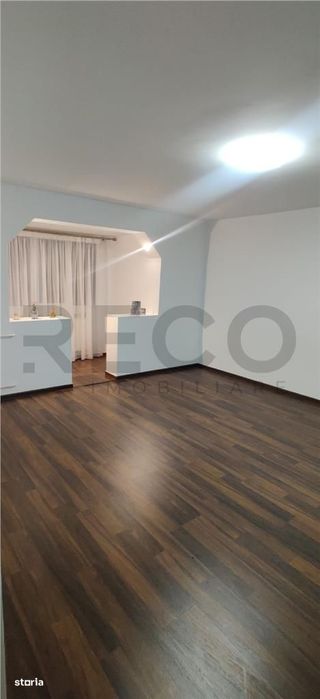 RECO . Apartament cu 2 camere . Rogerius .