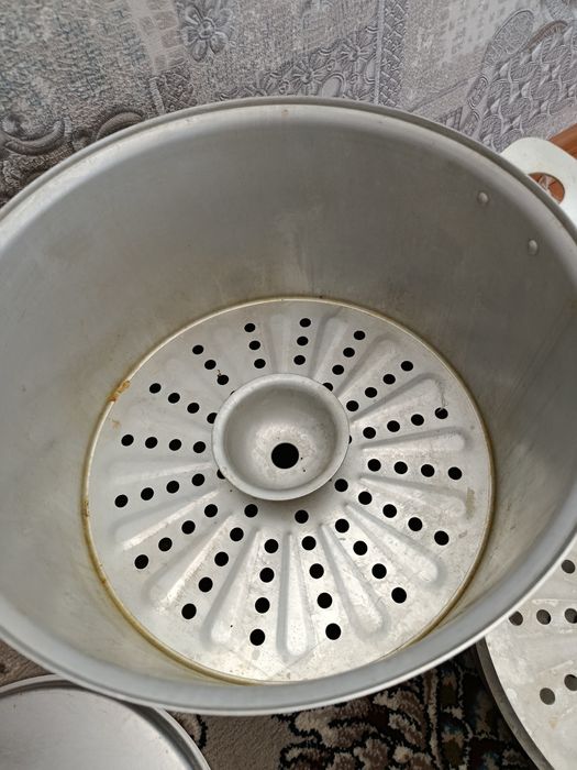 Manti qasqon sotiladi