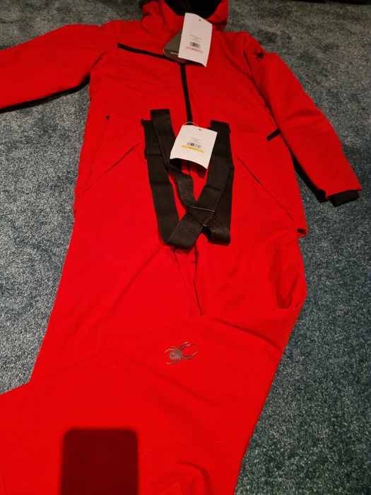 Spyder jacheta + pantaloni mărimea.140-146 NOU