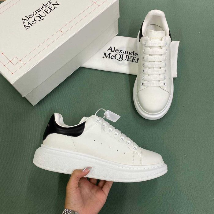 Adidasi Alexander Mc Queen l Produs NOU Premium din Piele - Full Box