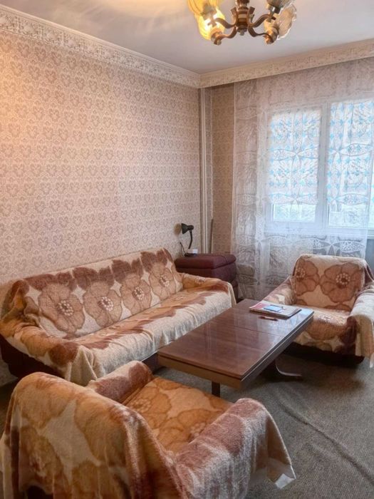Продава се Двустаен апартамент в Плевен, Идеален център - 60 кв.м за 1250 €/кв.м - Снимка #2