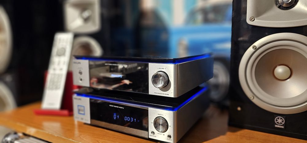 Muzica la cd dvd mp3 amplificator Philips MCD 716 cu radio si USB