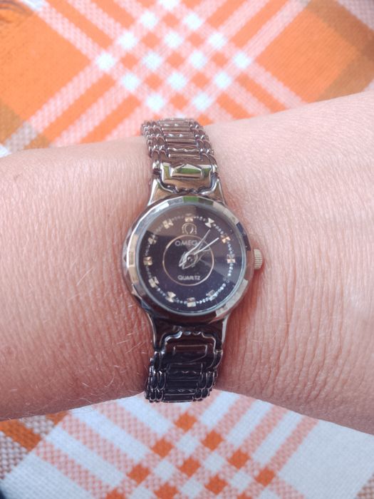 Дамски часовник OMEGA