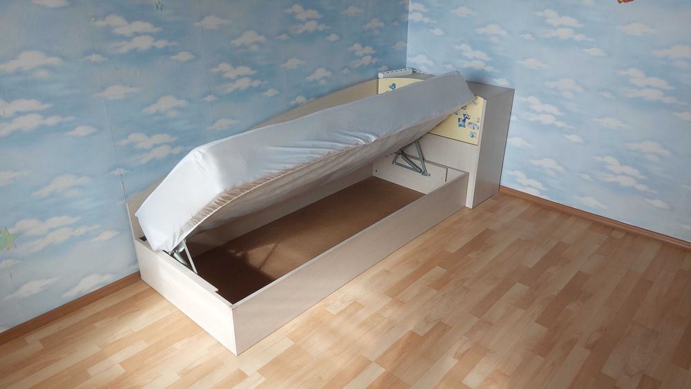 Комплект - секция с гардероб, ракла и легло