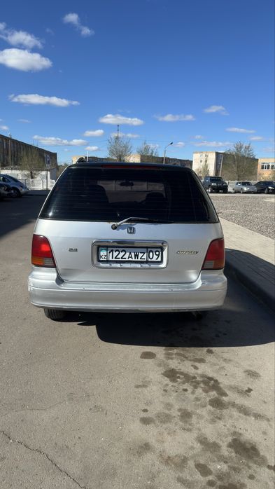 Продам машину Honda  Odyssey