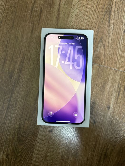 Продавам iphone 15 plus-128gb Black