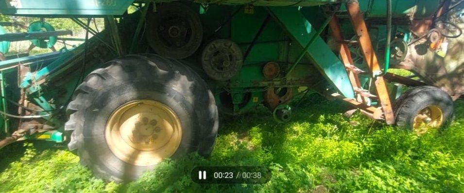 Продам комбайн модель Нива эвект