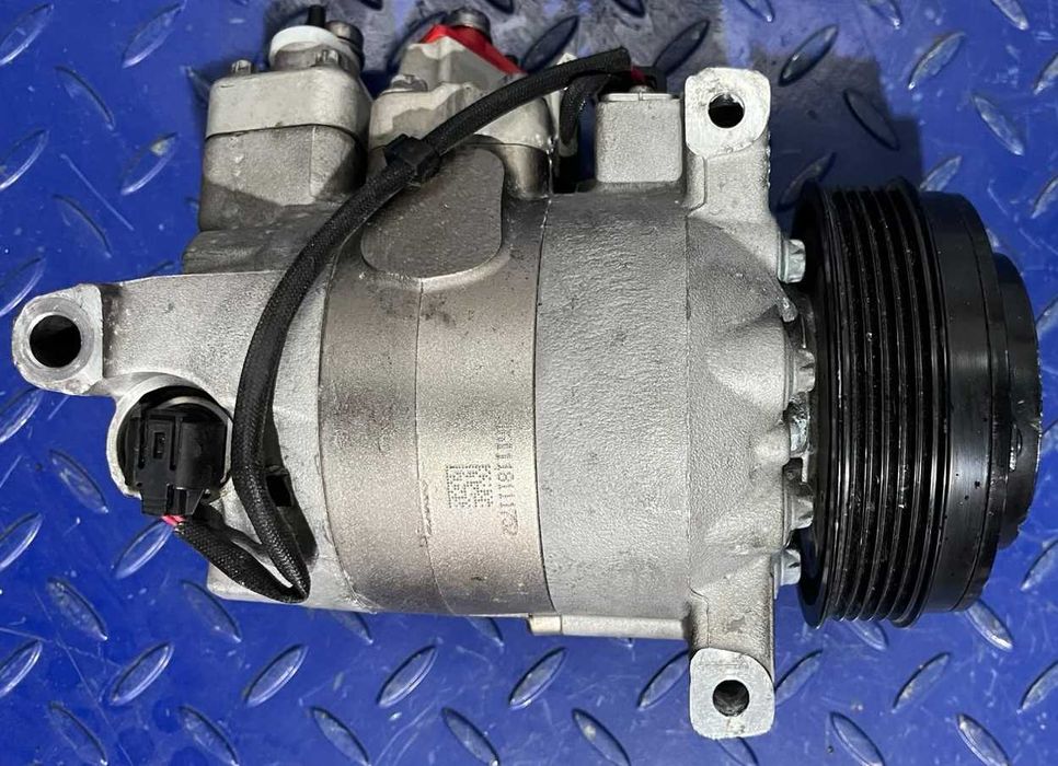 Compresor A/C Mercedes S Class E Class A0008301604