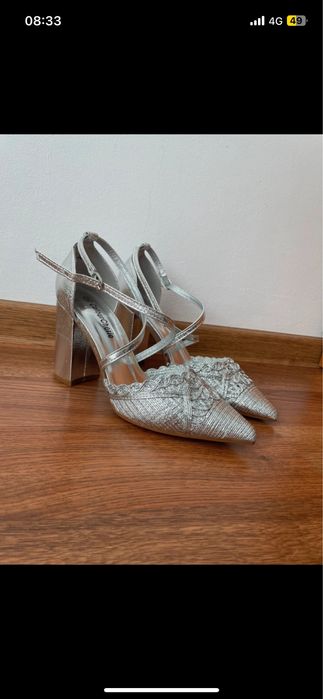 Pantofi marime 36