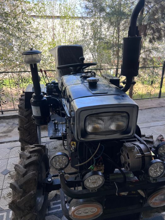 Zubr 1105 minitraktor