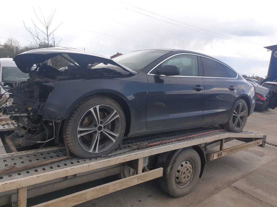 Dezmembrez Audi A5 8T Sportback 3.0 tdi Quattro CDUC 245 cai 2014