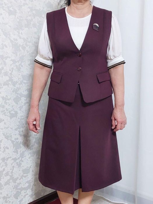 Продается Женский двойка, бордо