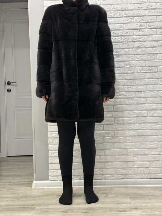 Пушистая норковая шуба