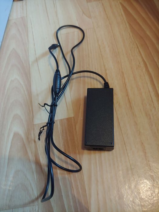 Монитор Samsung S24B300BL