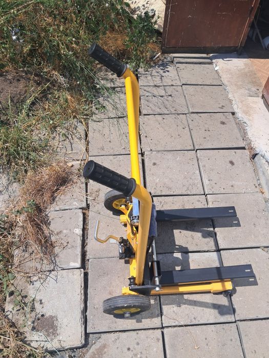 Високоповдигач ръчен