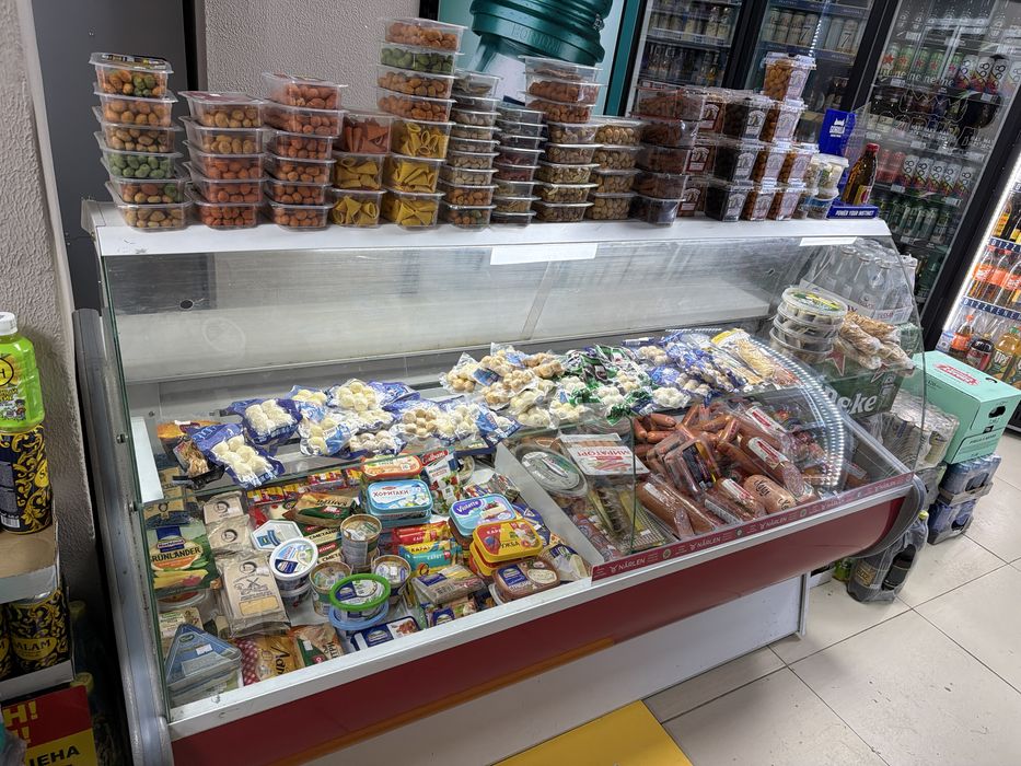 Витринный холодильник