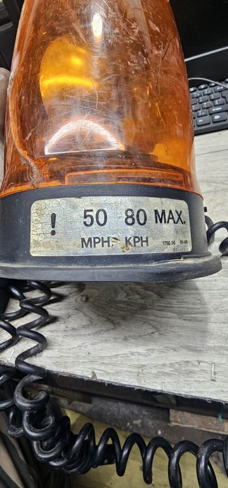 Проблесковый маячек САТerpiller