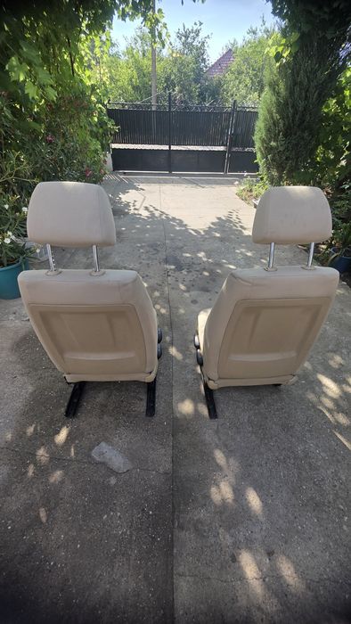 Vând scaune+bancheta bmw seria 3