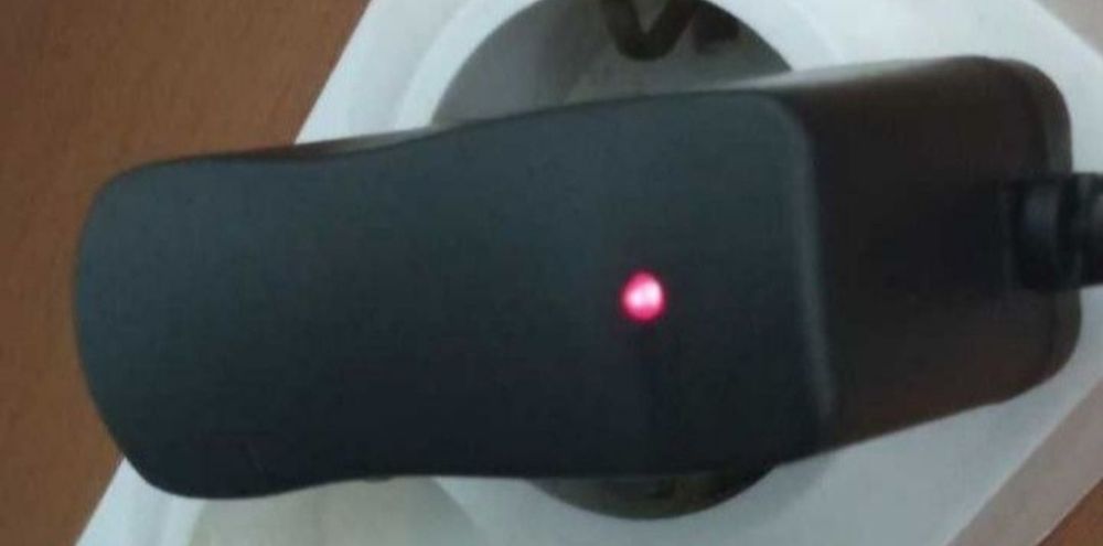 Vând Incarcator 6V 500mA