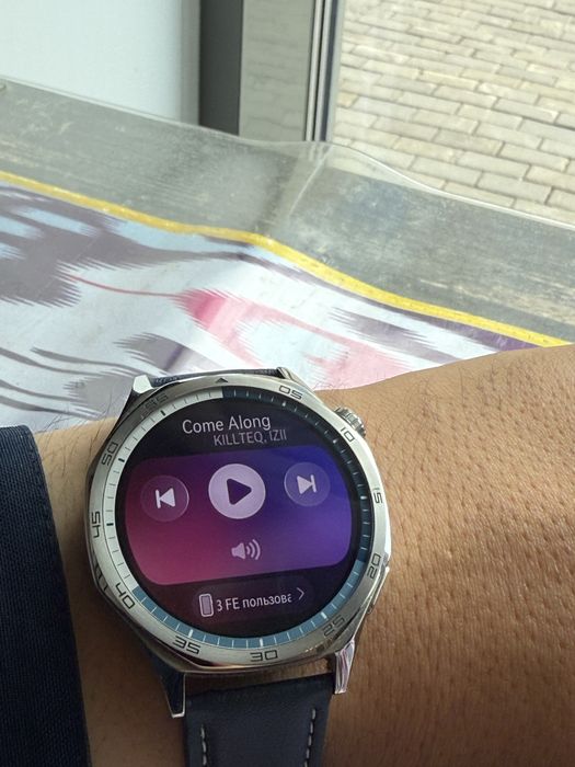 Samsung s23fe вместе с Huawei Watch gt5