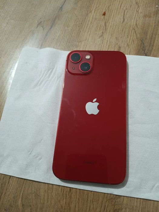Продам Айфон 13 срочно