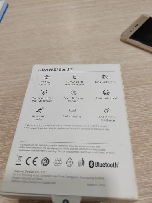 Продам фитнес часы Huawei Band 7