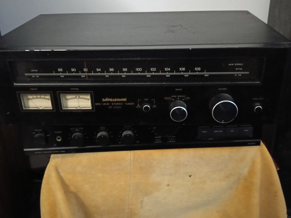 Vind radio stereo Ultrasound(Sharp) ST-5000.