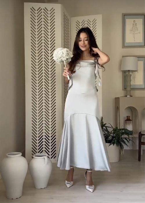 Платье feel me.