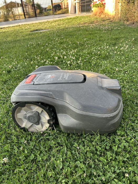 Robot iarba Husqvarna 305