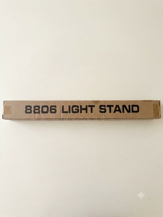 8806 Linght Stand shtativi