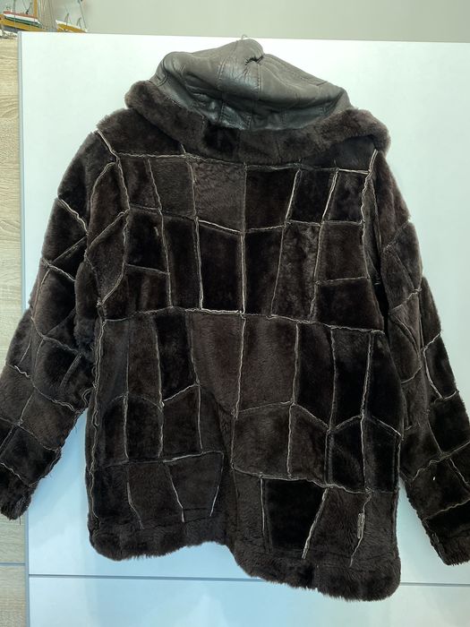 Дамско яке от естествената кожа