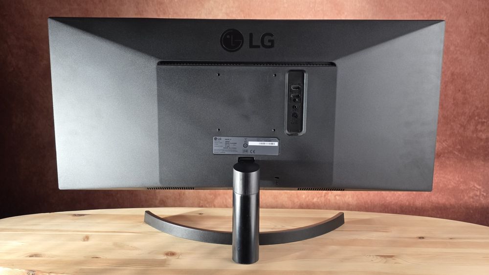 Monitor Ultra Wide LG  29wl500