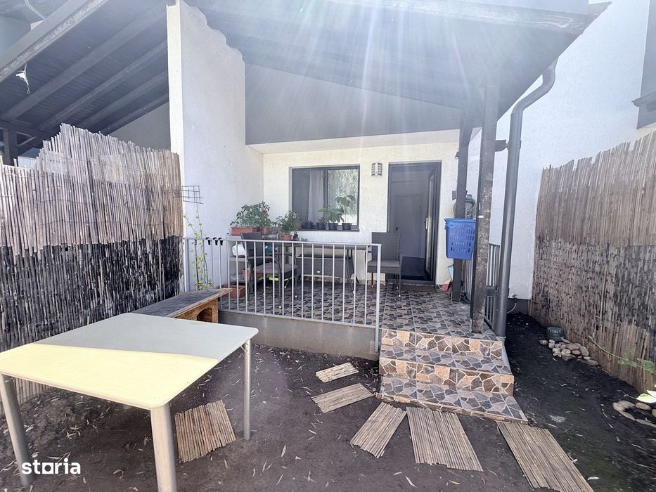 Casa P+1 cu curte proprie si 2 parcari, Pod izolat, Langa noua scoala